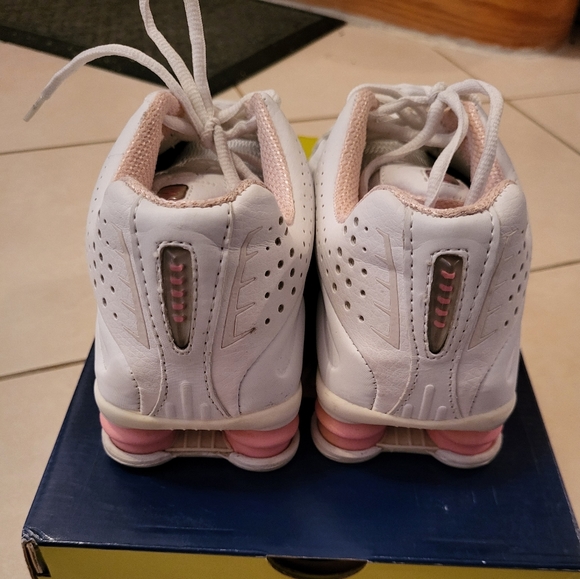 NIKE Shox R4 sz 7 - Picture 2 of 6